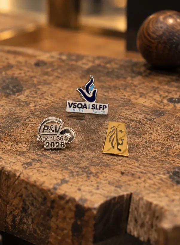pins, stickpins